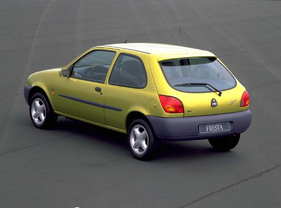  Ford Fiesta 1996 года  (фото 7 из 53)